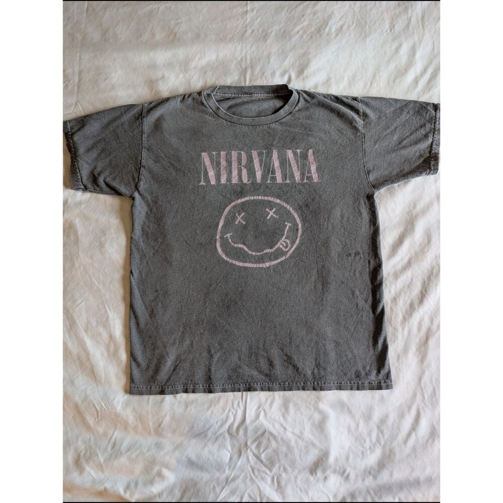 NIRVANA Gray Short Sleeve Tee with Purple Smiley Graphic grunge distressed worn